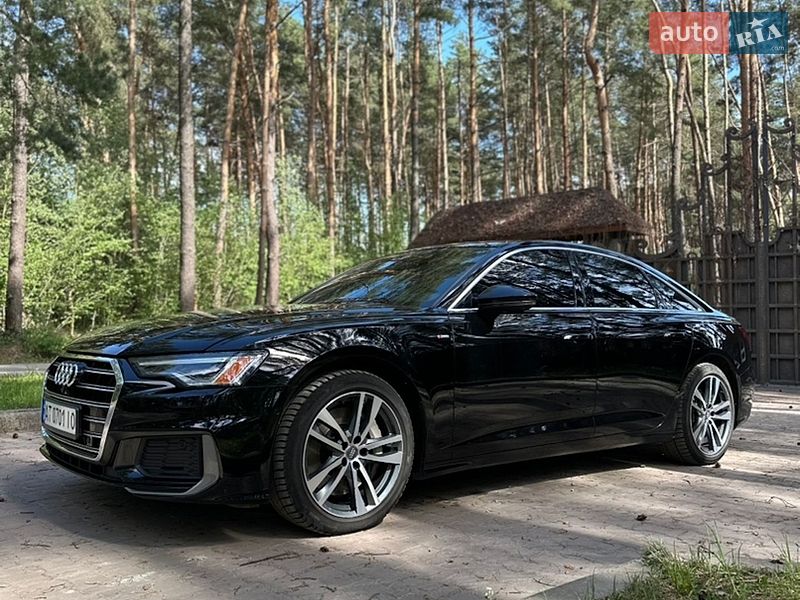 Седан Audi A6 2018 в Новояворовске