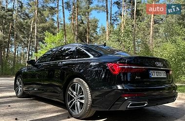 Седан Audi A6 2018 в Новояворовске