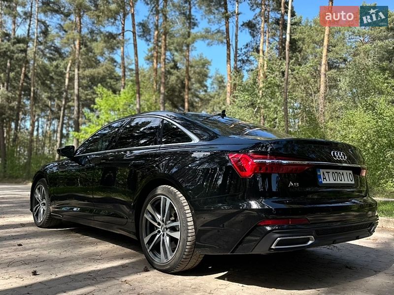 Седан Audi A6 2018 в Новояворовске
