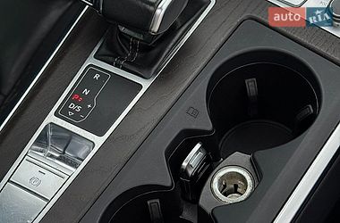 Седан Audi A6 2019 в Киверцах