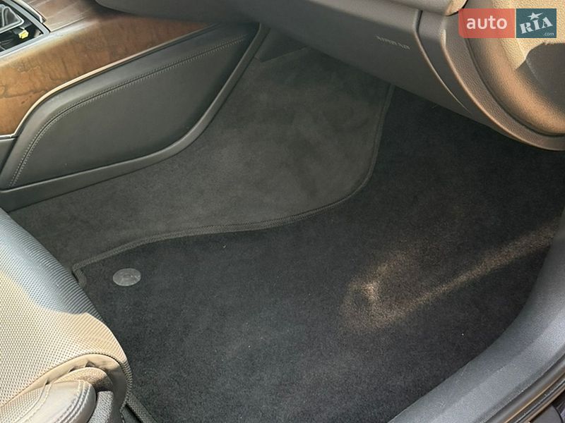 Седан Audi A6 2015 в Дніпрі