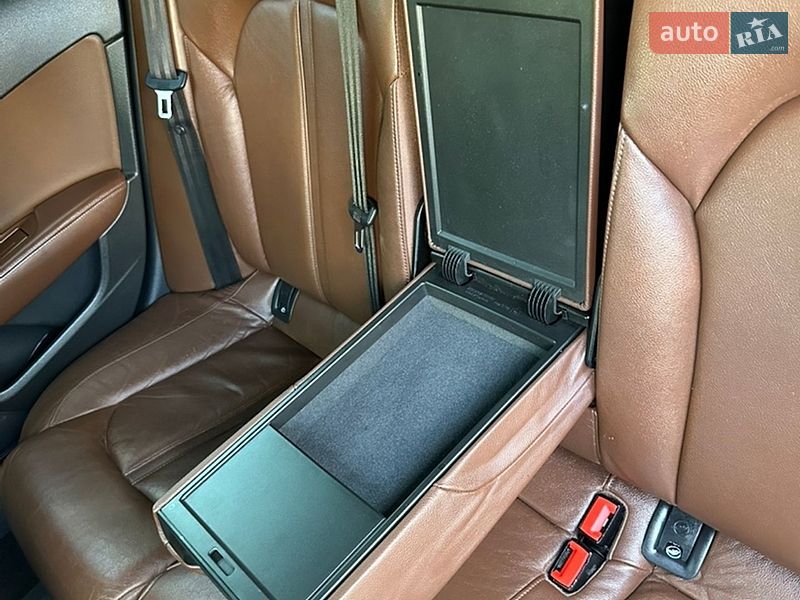 Седан Audi A6 2012 в Ровно