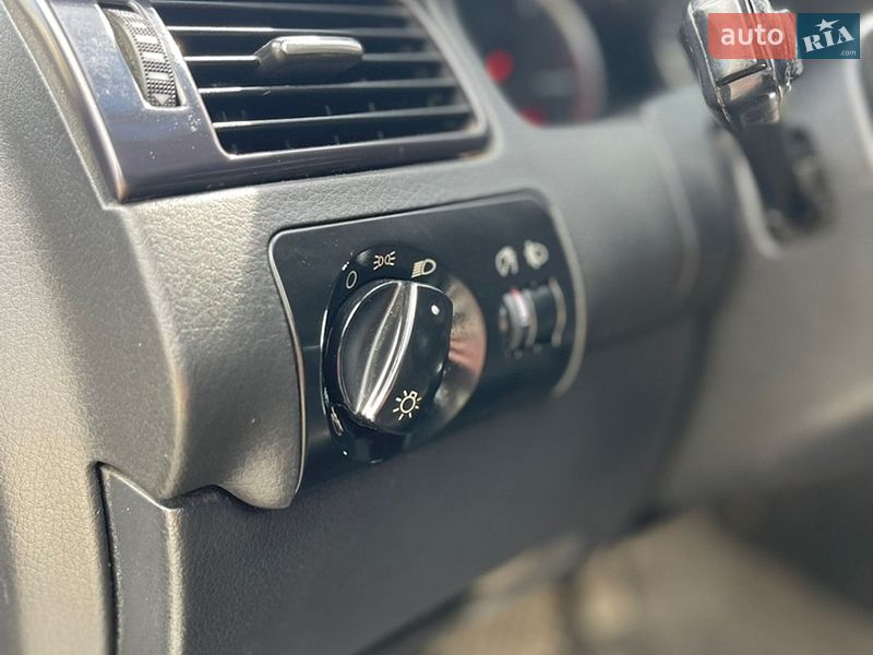 Универсал Audi A6 2002 в Ровно