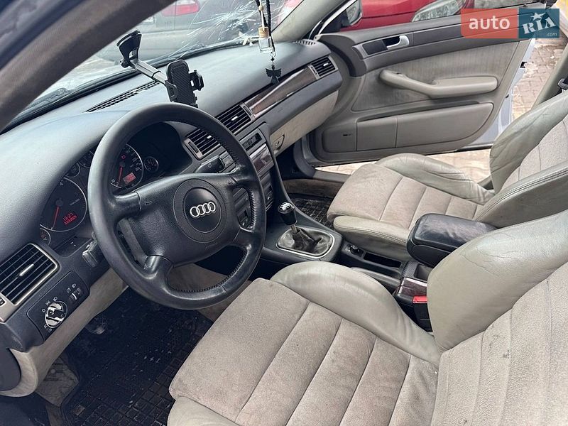 Седан Audi A6 2002 в Хмельницком