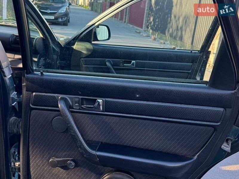 Универсал Audi A6 1997 в Звягеле