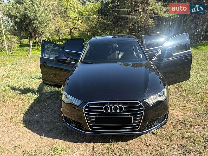 Седан Audi A6 2015 в Запорожье