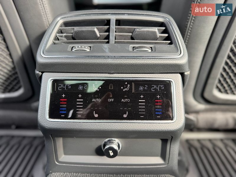 Седан Audi A6 2018 в Мукачево
