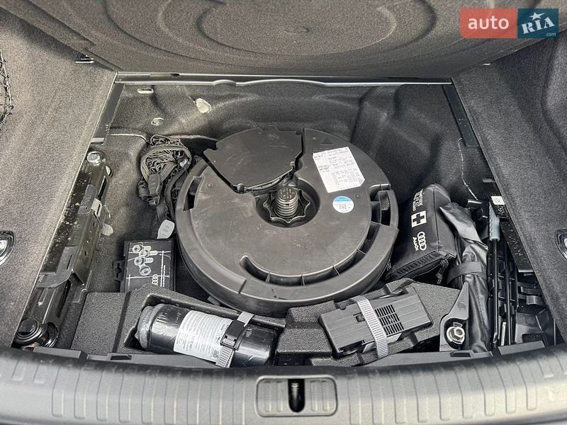 Седан Audi A6 2018 в Мукачево