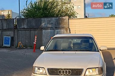 Седан Audi A6 1995 в Львове