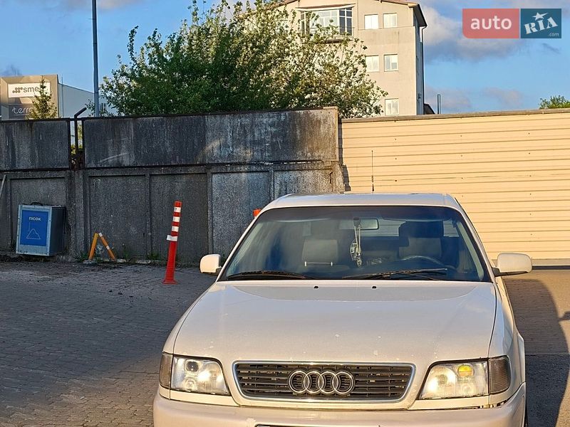 Седан Audi A6 1995 в Львове