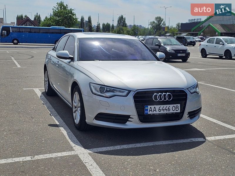 Седан Audi A6 2015 в Киеве