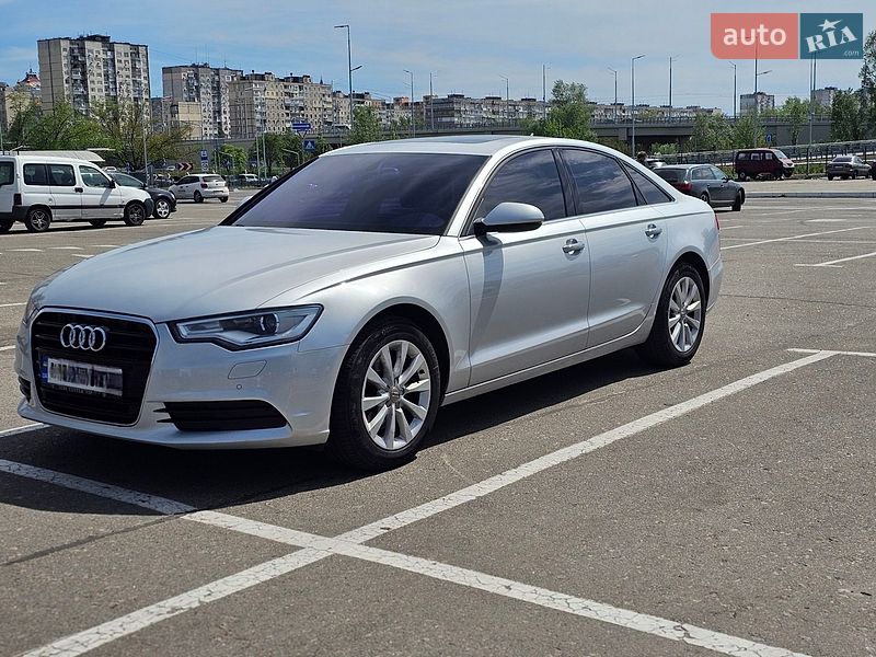 Седан Audi A6 2015 в Киеве