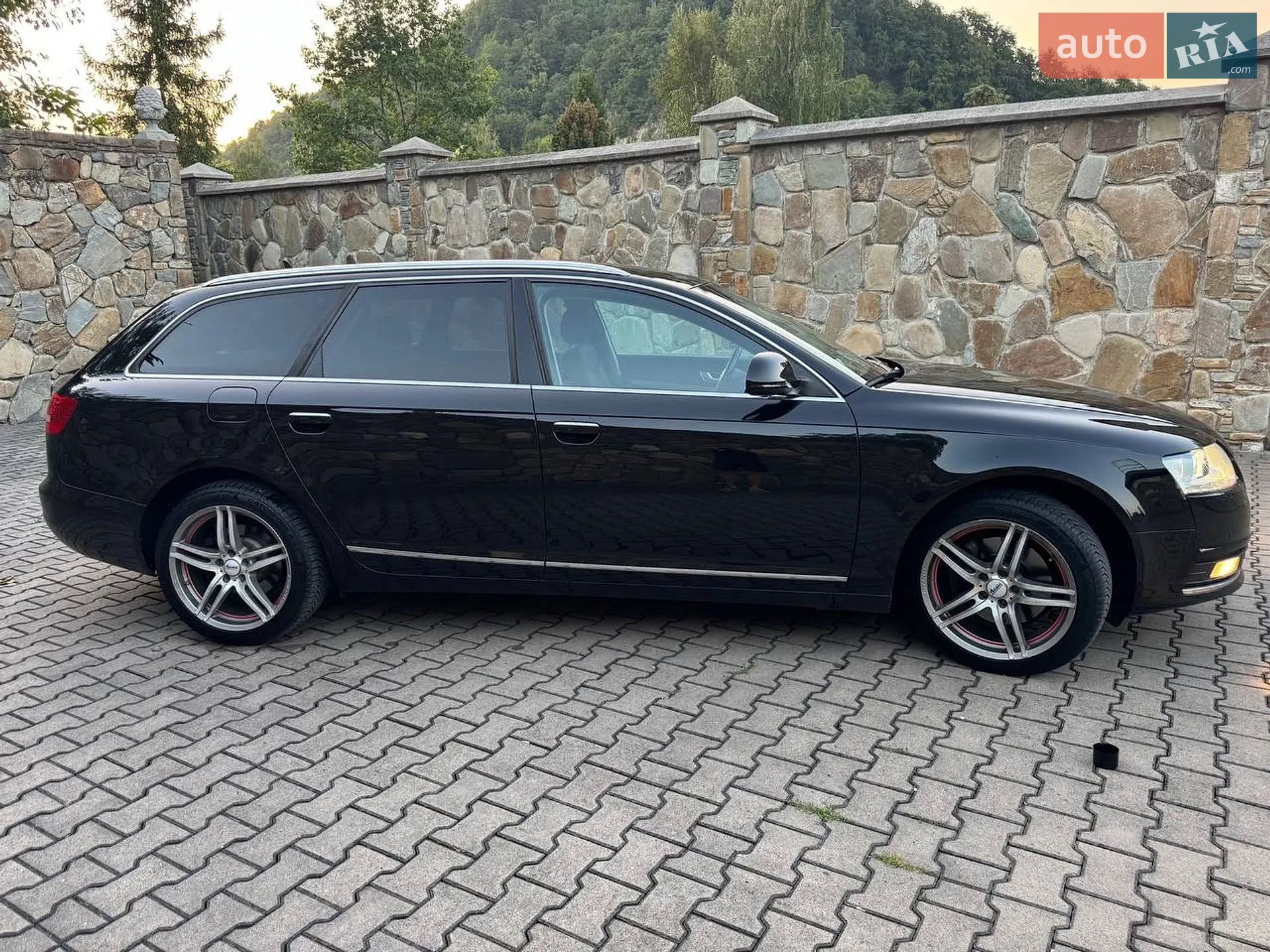 2010 Audi A6 - мініатюра 10