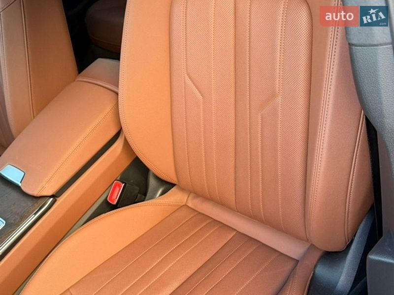 Седан Audi A6 2023 в Києві