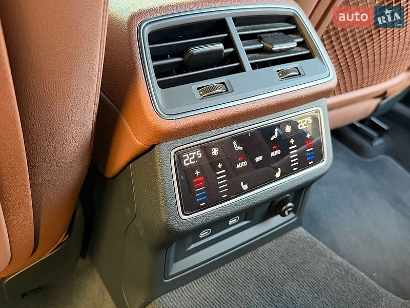 Седан Audi A6 2023 в Києві