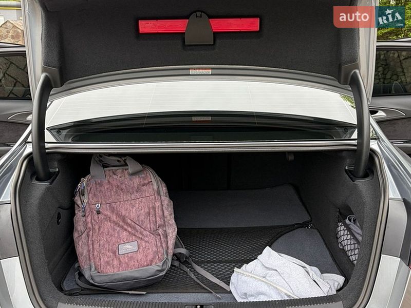 Седан Audi A6 2015 в Ивано-Франковске