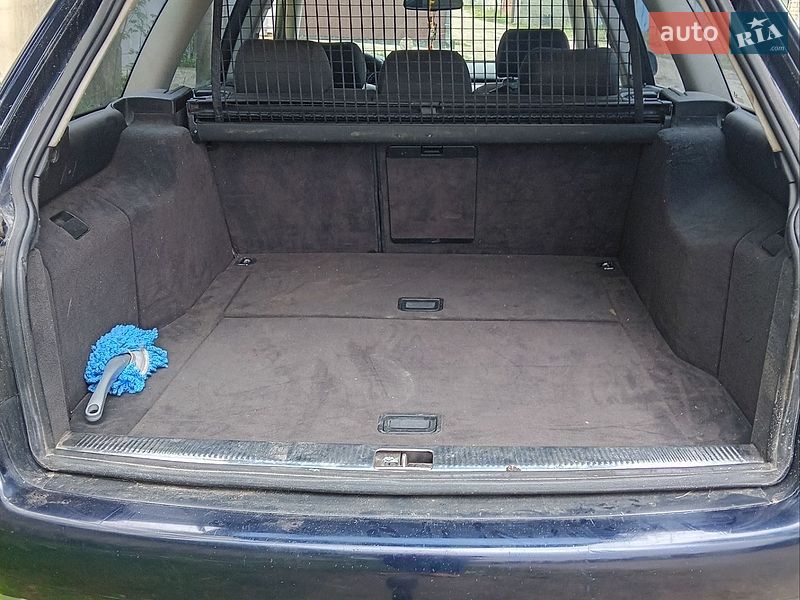 Універсал Audi A6 2004 в Вараші