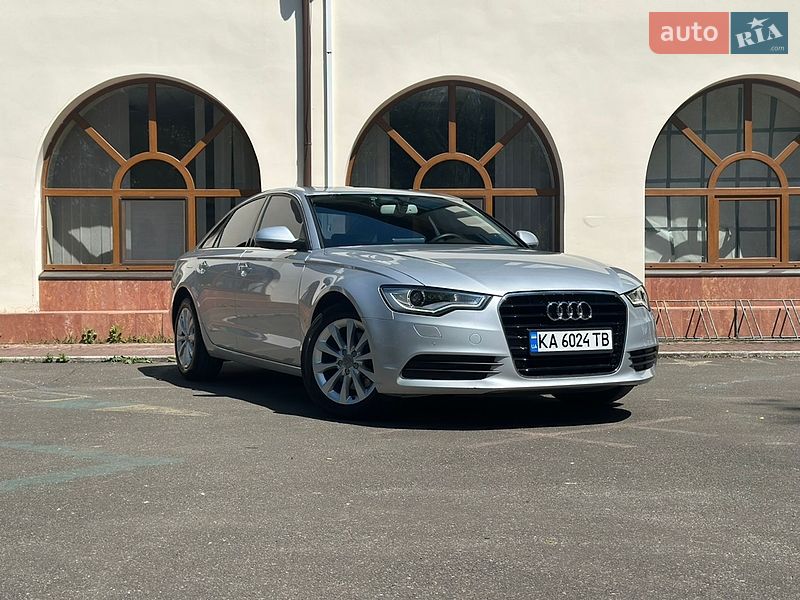 Седан Audi A6 2014 в Киеве