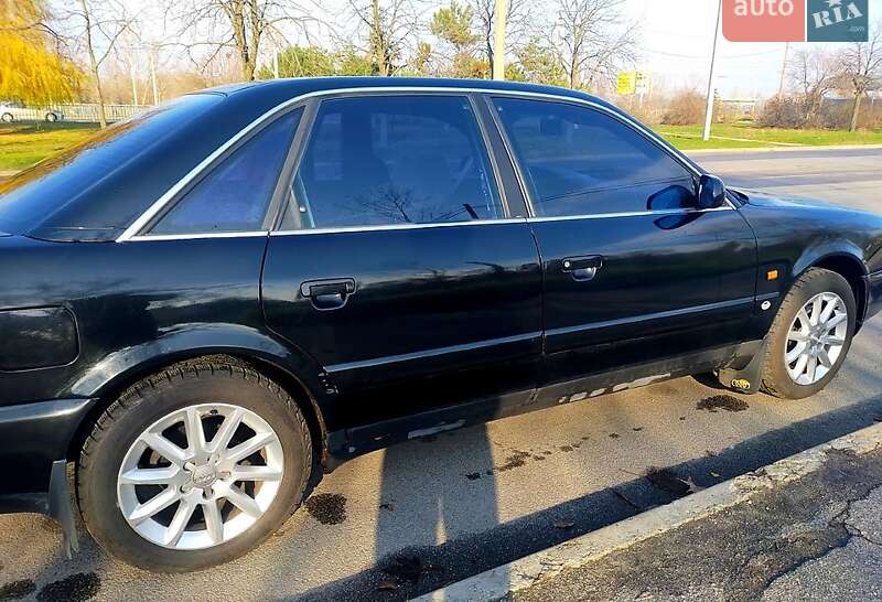 Седан Audi A6 1997 в Дніпрі