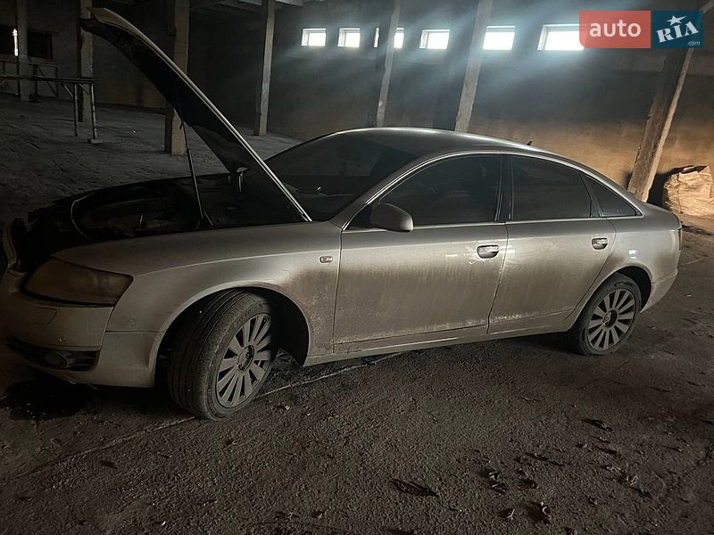 Седан Audi A6 2004 в Николаеве
