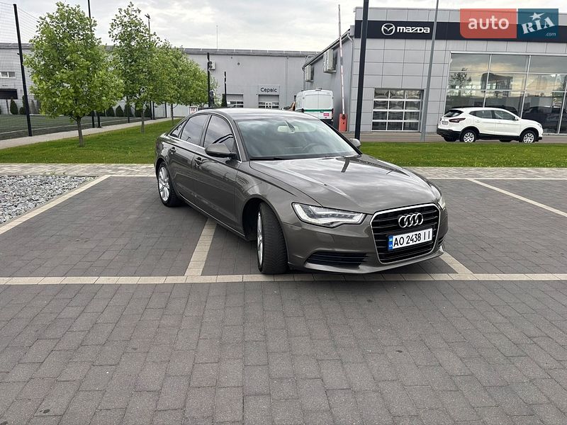 Седан Audi A6 2011 в Мукачево