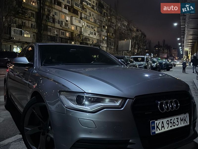 Седан Audi A6 2012 в Вышгороде
