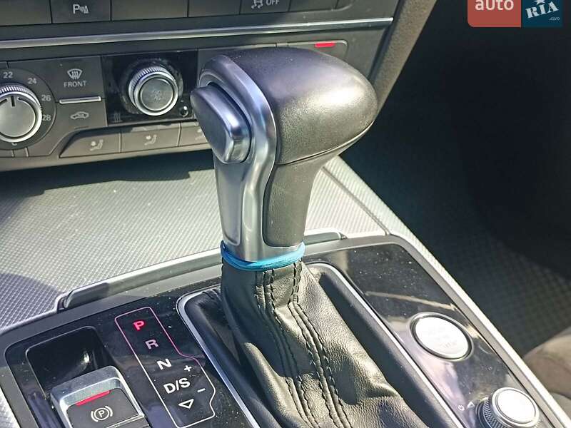 Седан Audi A6 2012 в Харькове