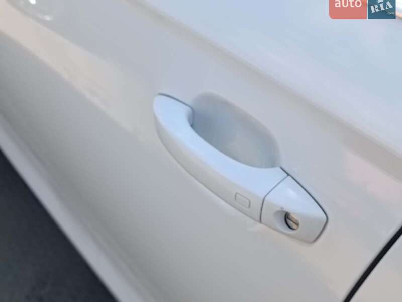 Седан Audi A6 2012 в Харькове