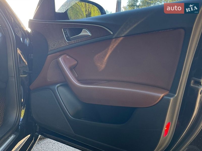 Седан Audi A6 2011 в Нетешине