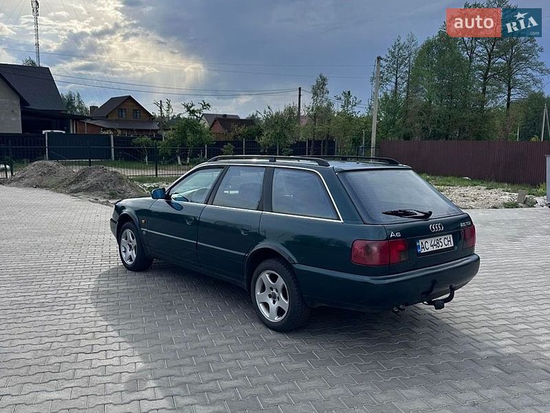 Универсал Audi A6 1996 в Шацке