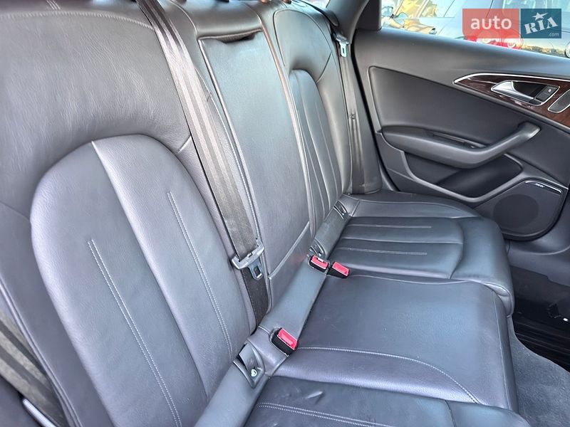 Седан Audi A6 2013 в Староконстантинове