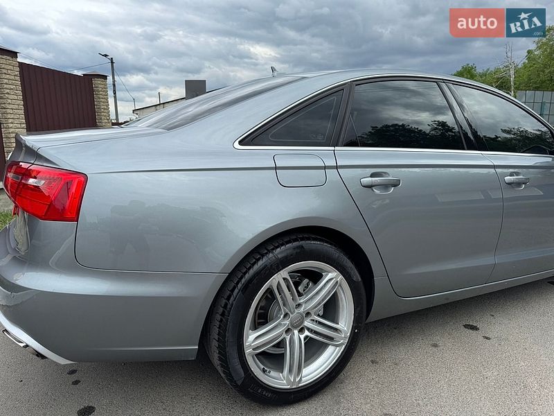Седан Audi A6 2013 в Умані