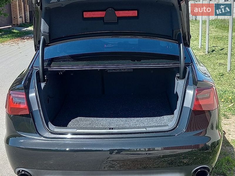 Седан Audi A6 2012 в Киеве