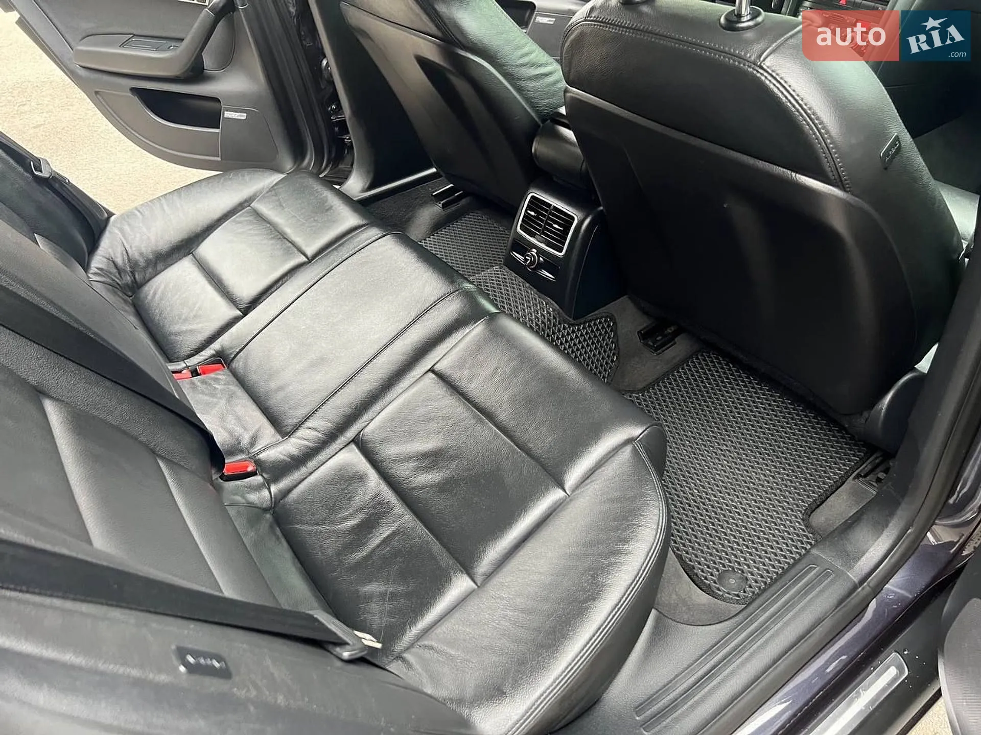 2010 Audi A6 - мініатюра 54