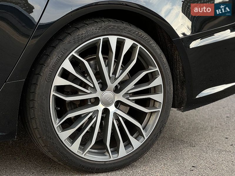 Седан Audi A6 2016 в Киеве