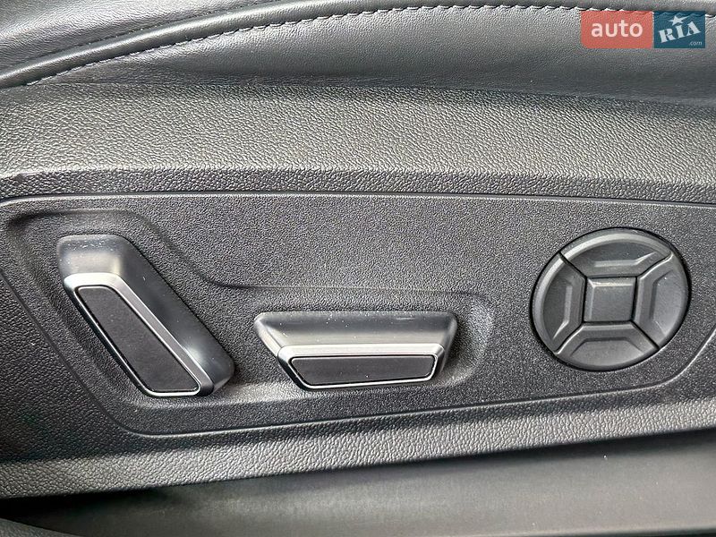 Седан Audi A6 2018 в Львові