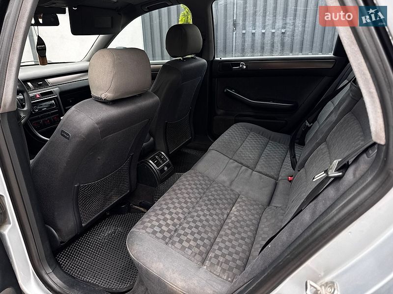 Універсал Audi A6 1998 в Луцьку