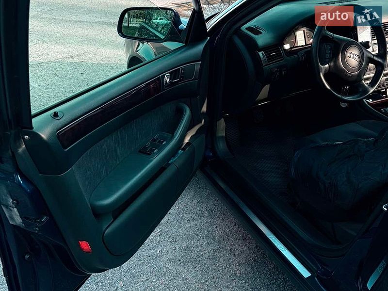 Седан Audi A6 2000 в Лозовой
