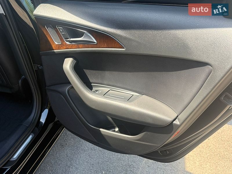Седан Audi A6 2013 в Дубні