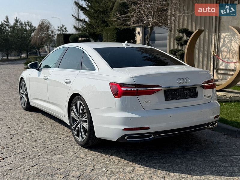 Седан Audi A6 2018 в Львові
