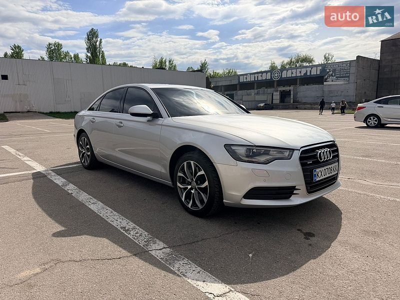 Седан Audi A6 2014 в Полтаве