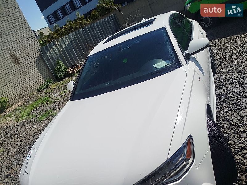 Седан Audi A6 2015 в Луцьку