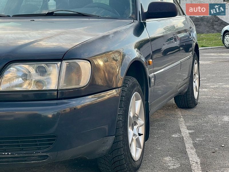 Седан Audi A6 1996 в Смеле фото Седан Audi A6 1996 в Смеле