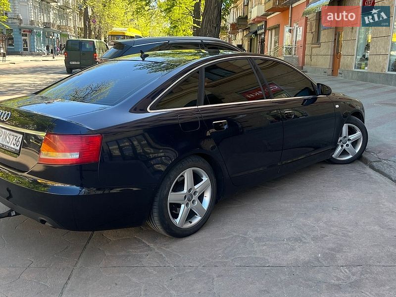 Седан Audi A6 2004 в Роздільній