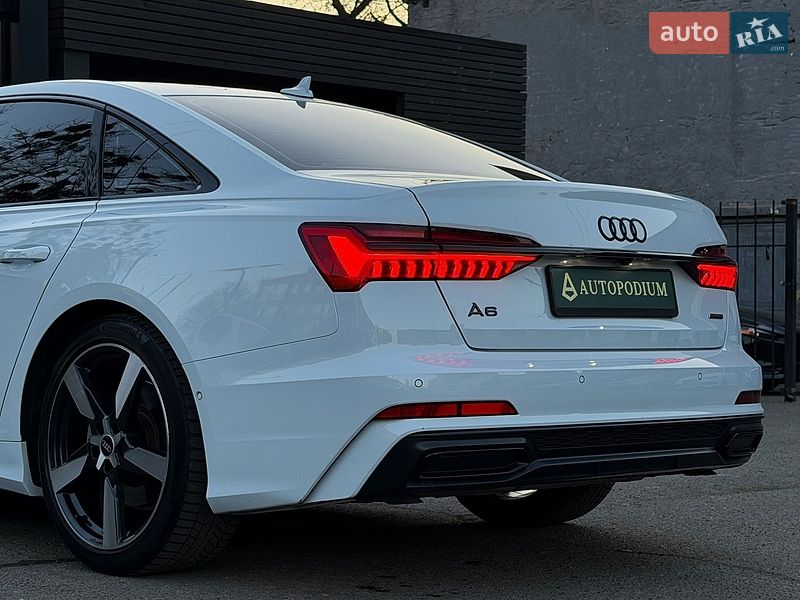 Седан Audi A6 2020 в Киеве