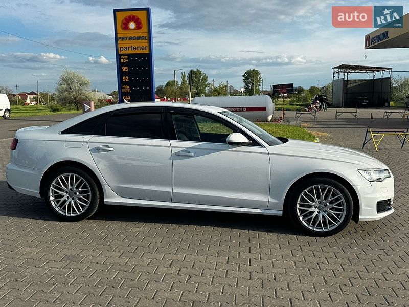 Седан Audi A6 2015 в Болграді