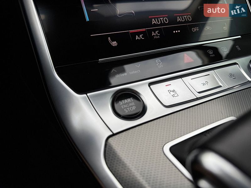 Седан Audi A6 2021 в Мукачевому