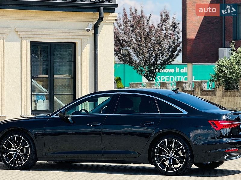 Седан Audi A6 2021 в Мукачевому