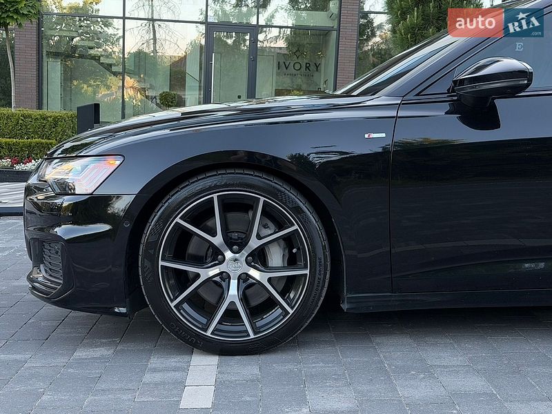 Седан Audi A6 2019 в Ужгороде