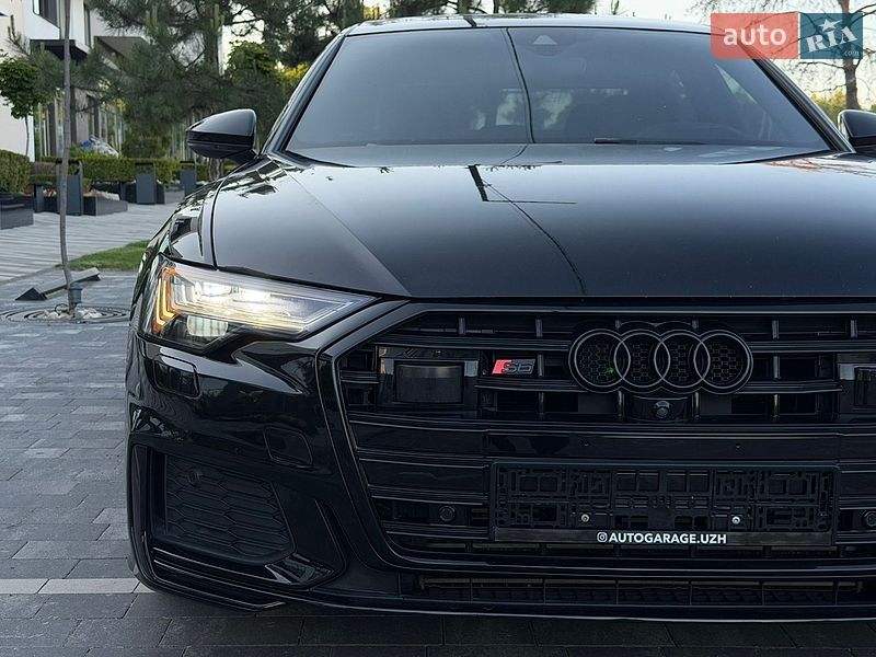 Седан Audi A6 2019 в Ужгороде